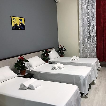 Hotel Paris Milano Eksteriør billede